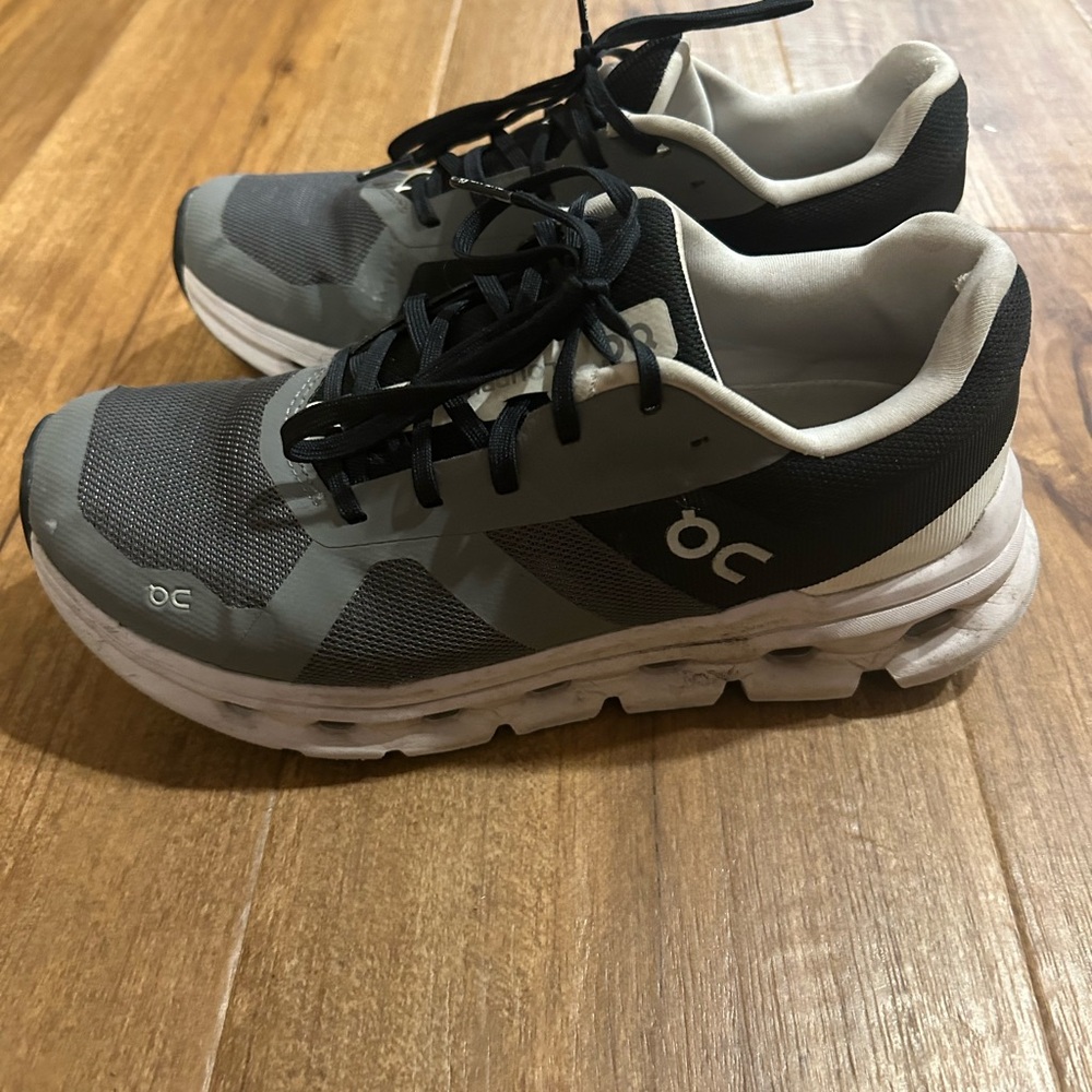 On Running Womens Black and Gray Athletic Shoes